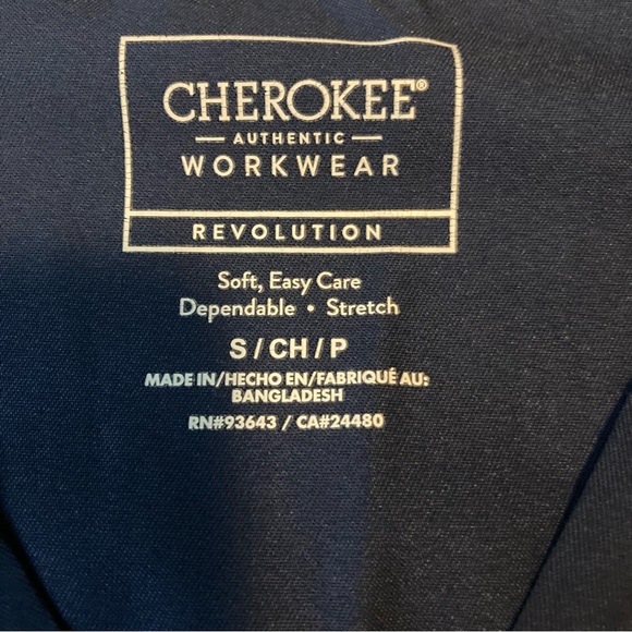 Cherokee Scrub Set - Picture 3 of 9